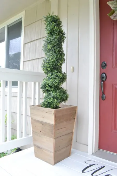 How to build a planter box for next to nothing – The Created Home