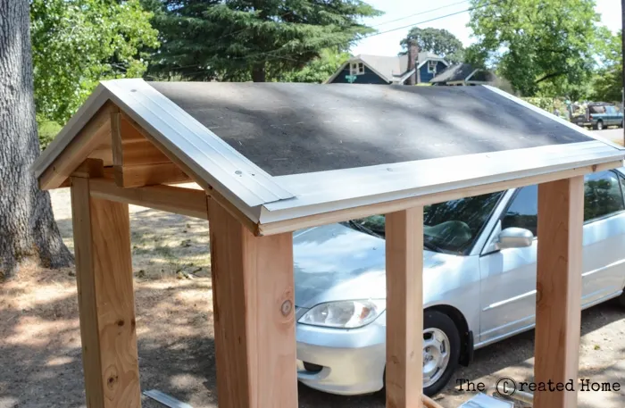 DIY Cape Cod Inspired Lemonade Stand roofing instructions