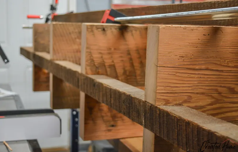Geometric wood bookshelf - assembly